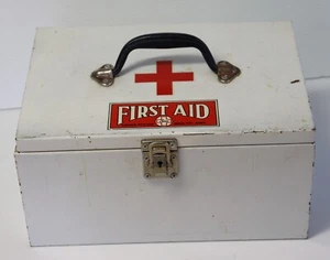 Vintage White Metal First Aid Box - Sanax Melbourne - Picture 1 of 10