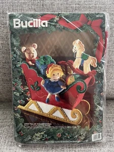 1994 Bucilla Felt APPLIQUE Christmas CENTERPIECE KIT Chock Full Of Toys Sealed - Picture 1 of 3