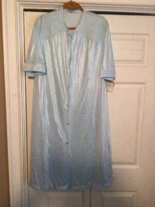 NUEVO Val Mode Bata Azul Abrigo GrannyCore Abuela Vestido Nylon Mediano - Imagen 1 de 9
