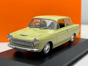 Ford Cortina Mk1 Mark 1 1962 - Green - 1/43 Diecast Model Car Maxichamps - Picture 1 of 6