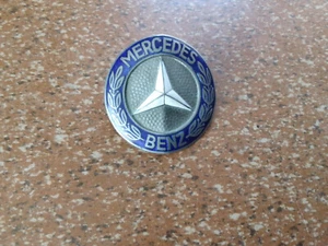 Mercedes Benz w108 w109 w111 w110 Front Grille Emblem - Picture 1 of 4