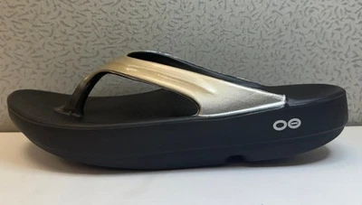 OOFOS OOlala Recovery Women’s Sandal - Image 1 of 4