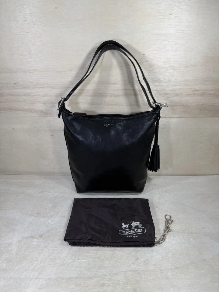 Bolso de Hombro COACH 19889 Legacy Cuero Negro con Borlas Acento y Bolsa Antipolvo Foto 1 de 4