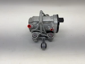 2023 Rivian R1T Ac Compressor Pump Unit W/ Bracket PT00001667-G - Picture 1 of 6