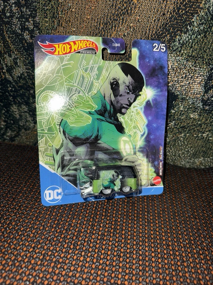 New Kool Kombi (2021 Hot Wheels Premium - Pop Culture) DC #2/5 Green Lantern - Image 1 of 1