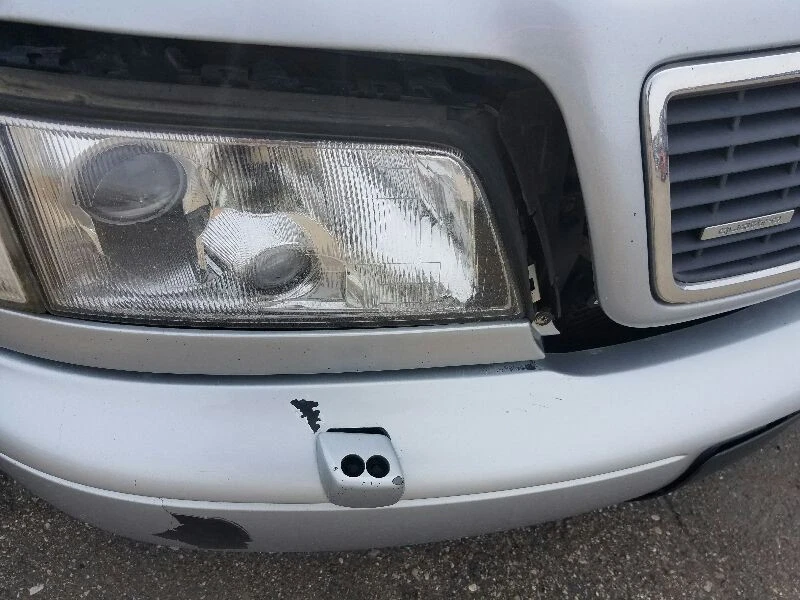 Ксеноновая фара для правостороннего пассажира подходит для 97–99 Audi A8 284527 - Изображение 1 из 4