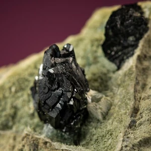 Babingtonite, Mumbai, distrito de Bombay, Maharashtra, India 2212-075 - Imagen 1 de 5