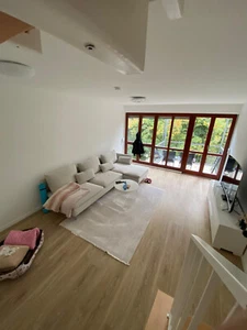 charmante und gepflegte 2,5 Maisonette Apartment mit Fussbodenheizung und Garage - Bild 1 von 13