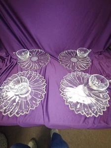 VINTAGE COLONY GLASS SUNFLOWER CLEAD GLASS BUNCH SET SERVING FOR 4 8 PCS MINT - Picture 1 of 9