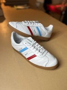 Adidas Gazelle tema Vespa personalizzate - Foto 1 di 7