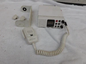 Radio VHF Horizon Eclipse estándar GX1240S con micrófono y montaje - Imagen 1 de 8