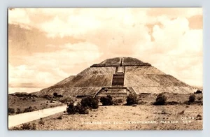 Postcard RPPC Mexico Teotihuacan Pyramid Sun Sol 1946 Posted - Picture 1 of 2