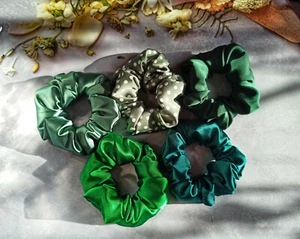Set of 5 green silk hair scrunchies Large green scrunchies for bulk hair - Picture 1 of 4