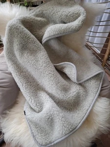 Wolldecke Schafwolldecke Wohndecke 135/100 Merino Schurwolle 100% WOOLMARK grau - Bild 1 von 8