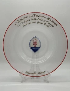 Piatto Commemorativo Ferrari Maserati Vetro Murano Venezia Pubblicitario Design - Foto 1 di 10