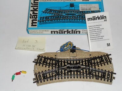 Lot 3. Marklin 5128 Electric cross point. Excell cond. HO. For 3 Rail AC. Boxed. - Image 1 of 4