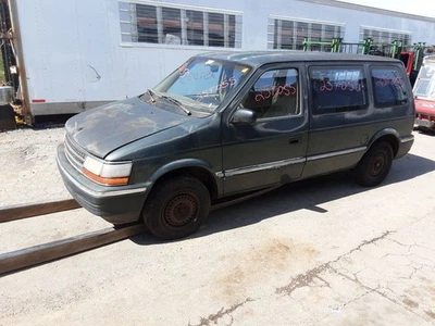 Windshield Wiper Motor Fits 89-95 CARAVAN 1304040 - Image 1 of 4