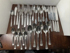 Vtg Rogers Bros 1847 Flatware 30 Piece Odd Lot Mixed Patterns Lot - Picture 1 of 24