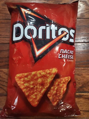 DORITOS NACHO CHEESE FLAVORED TORTILLA CHIPS NET WT 9 1/4 OZ 01/2026 FRITO LAY - Image 1 of 2