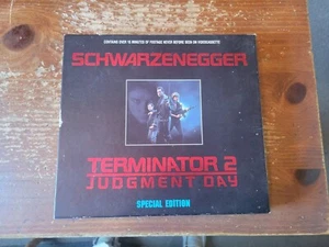 Schwarzenegger Terminator 2 Judgment Day Special Edition VHS Box Set *READ* - Picture 1 of 6