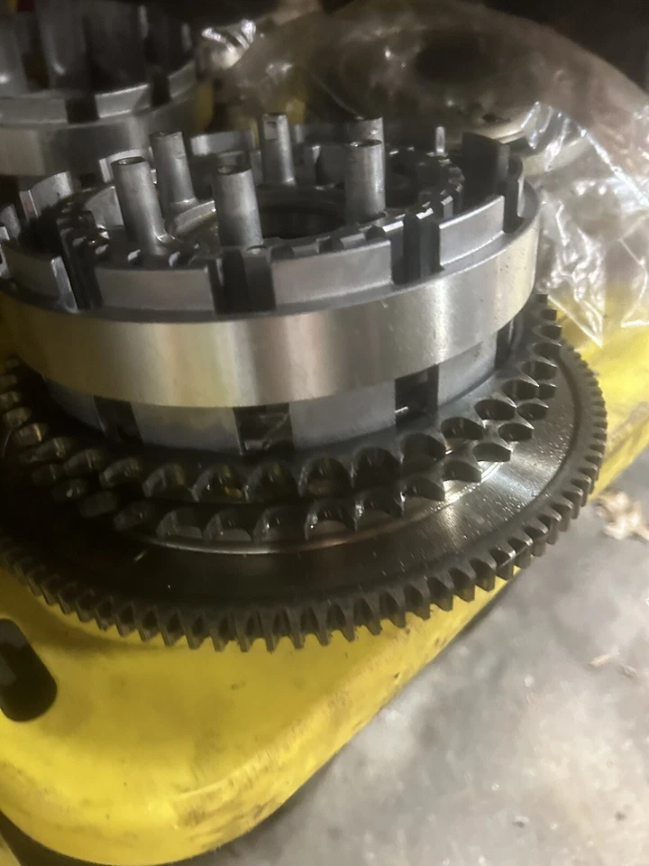 Harley Davidson Dyna Wide Glide Electra Glide OEM embrague canasta placas buje Foto 1 de 1