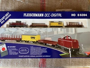 FLEISCHMANN H0 8 6394 DCC-Digital Profi-Gleis Start-Set des Jahres mit BR V100 - Bild 1 von 12