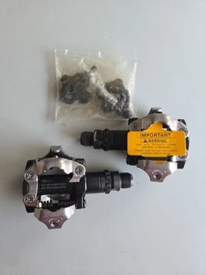 Shimano PD-M520 SPD Mountain Bike Clipless Pedals with Cleats - Image 1 of 4