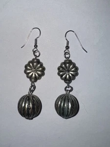 Boucles d'oreilles métal mode bijoux - Photo 1/2
