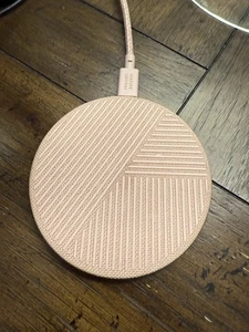 Native Union (10W) Drop Wireless Charging Pad - Rose - Picture 1 of 1