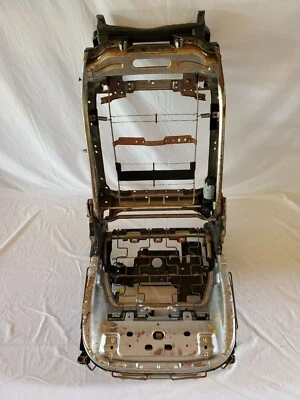 Cuadro asiento delantero derecho pasajero Hyundai Equus Ultimate 2014 2015 2016 con DVD Foto 1 de 4