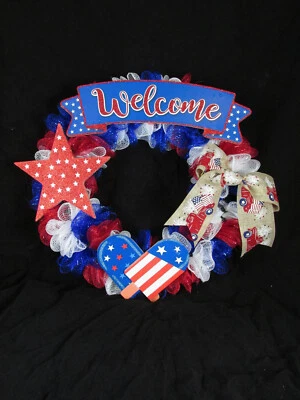 Corona de malla decorativa roja blanca y azul flor 4 de julio Foto 1 de 4