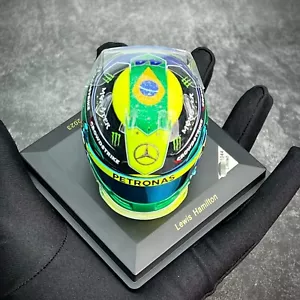 Réplique casque Spark 1/5 Mercedes-AMG F1 Team Lewis Hamilton GP du Brésil 2023 - Photo 1 sur 10