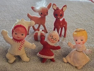 Vintage Set 6 beflockte Ornamente Weihnachtsmädchen, Pixie, Engel, Rentier & Geschenk - Bild 1 von 8