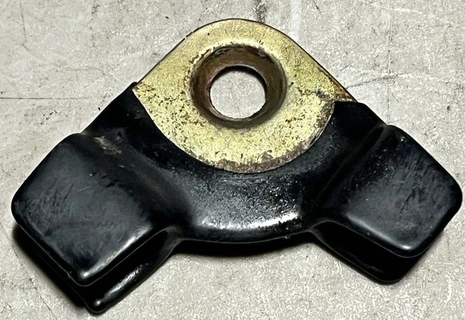 Guia de cabo 1974 74-76 Honda CB360 E FABRICANTE DE EQUIPAMENTO ORIGINAL - Imagem 1 de 1