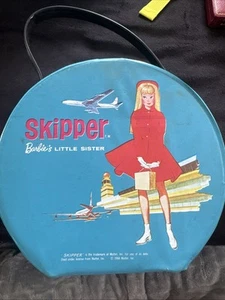 1964 extrem seltener Skipper Koffer Flugzeug Grafik rot Outfit blauer Kreis Koffer - Bild 1 von 14