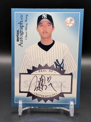 2004 Fleer Skybox Autographics Chien-Ming Wang Auto #137/195 - Image 1 of 2