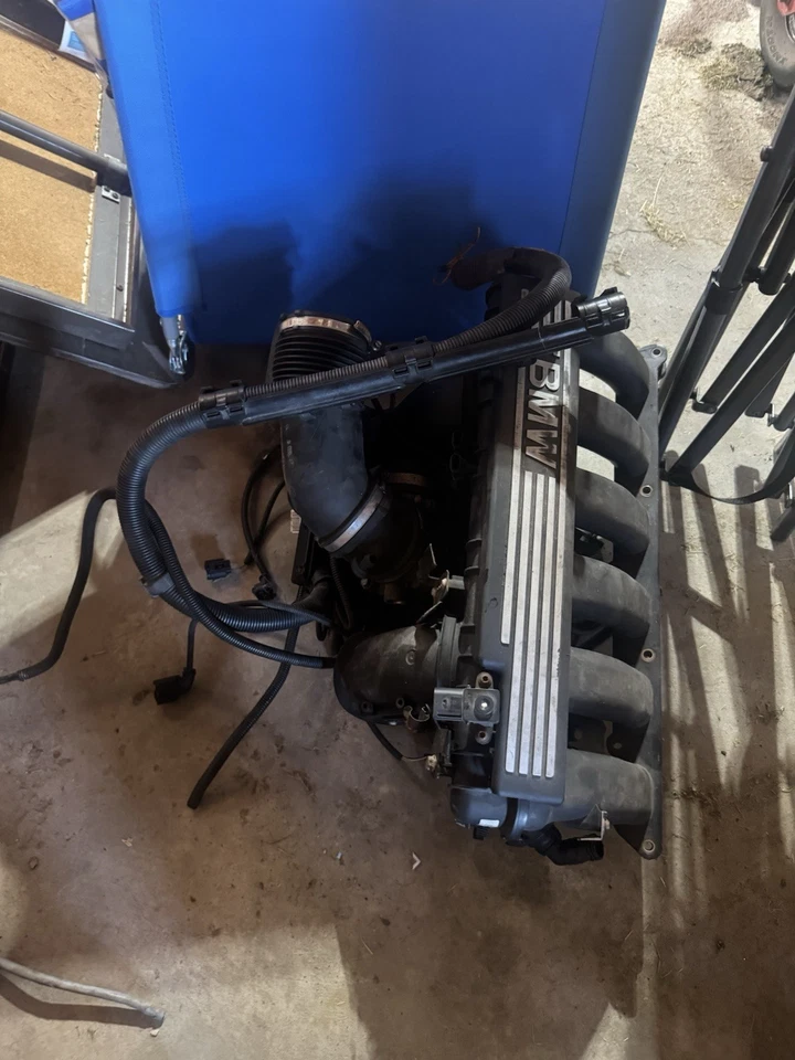 Colector de admisión BMW 330ci 330i 330xi 530i 2006 06 1352573 Foto 1 de 1