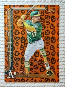 2025 Topps Update Luis Urias #US334 *Jack O Lantern* - Picture 1 of 2