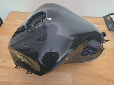 Kawasaki Ninja ZX1000 2015 tanque-comp-combustible, M.S. negro 51089-5034-660 (interior oxidado) Foto 1 de 4