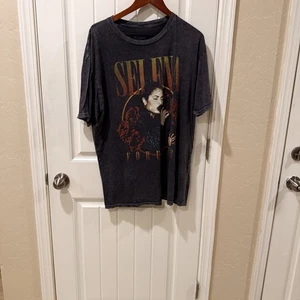 Selena Quintanilla Forever Graphic T-Shirt Black Vintage Wash XL – Official Merc - Picture 1 of 7