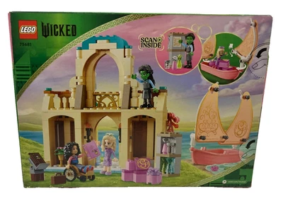LEGO Wicked Glinda, Elphaba & Nessarose at Shiz University 75681 Kit 304 piezas Foto 1 de 4