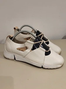 Clarks Trigenic Shoes Lace Up Comfort Walking White Leather Women Size 5.5 D - Picture 1 of 6
