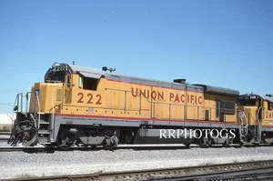 Locomotora RAILROAD SLIDE UNION PACIFIC UP ACTION GE B30-7 #222 Cir 1979 - Imagen 1 de 1