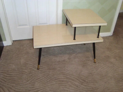 ¡Envíos!    Mesa auxiliar moderna MCM Mid Century de colección excelente estado patas 2 niveles Foto 1 de 4