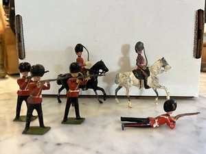 Vintage Britains Grenadier Misc. Guards. Post War. - Picture 1 of 5