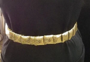 Vintage Hammered Gold Tone Square STRETCH BELT Elastic 1980s Medium/Large 27-36" - Picture 1 of 6