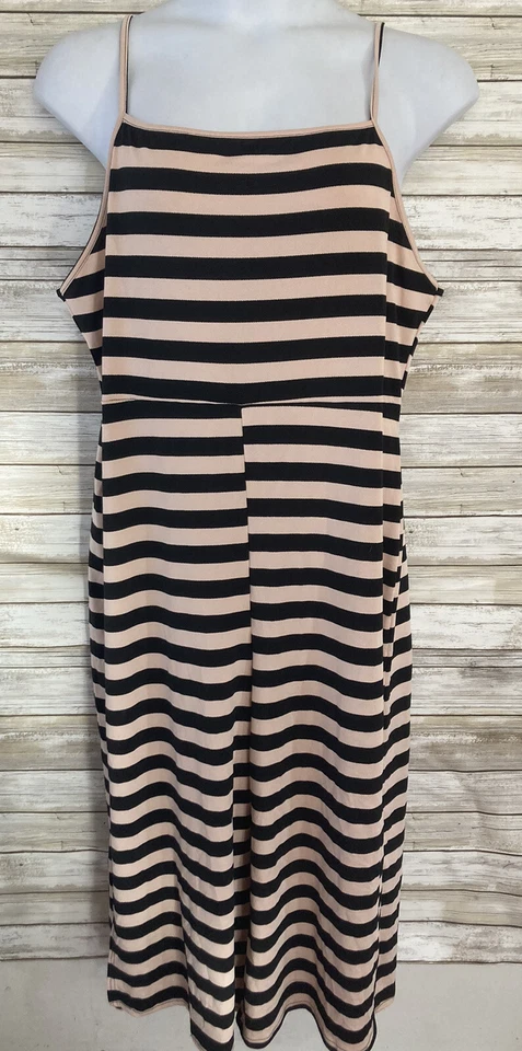 NUEVO NUEVO CON ETIQUETAS Boohoo TALLA 18 Mono a Rayas Sin Mangas J244 Foto 1 de 4