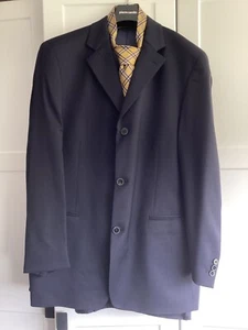Pierre Cardin Herren dunkelblauer Anzug + Seidenkrawatte & Manschettenknöpfe, 42 S - Bild 1 von 24