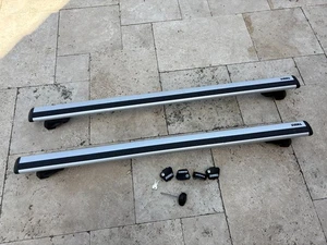 2 Stück Thule Wing Bar Evo Dachträger 135 cm silber und 4x Thule Raised Rail Evo - Bild 1 von 5