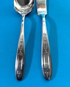 Grosvenor Oneida Sugar Spoon & Master Butter Spreader Silverplate 1921 Flatware - Picture 1 of 4